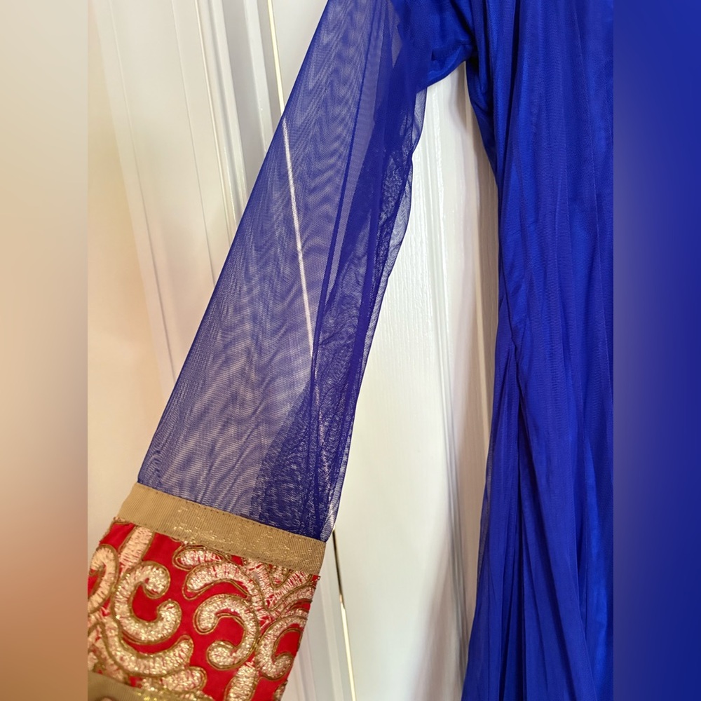 Stunning 3 piece Blue Anarkali Suit with Red & Gold Embroidery | Aprx Size Small - Picture 7 of 11